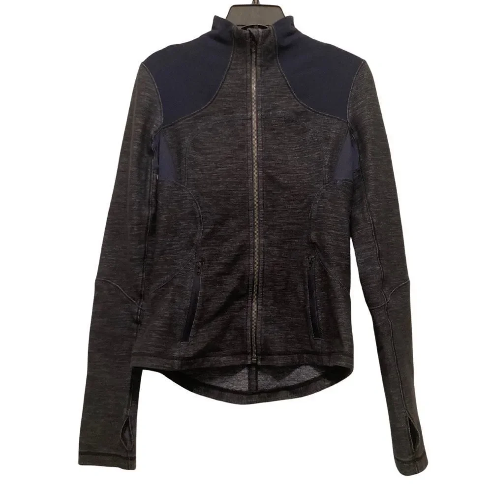 EUC Lululemon Forme Jacket in Reversible Slub Denim Inkwell / Inkwell